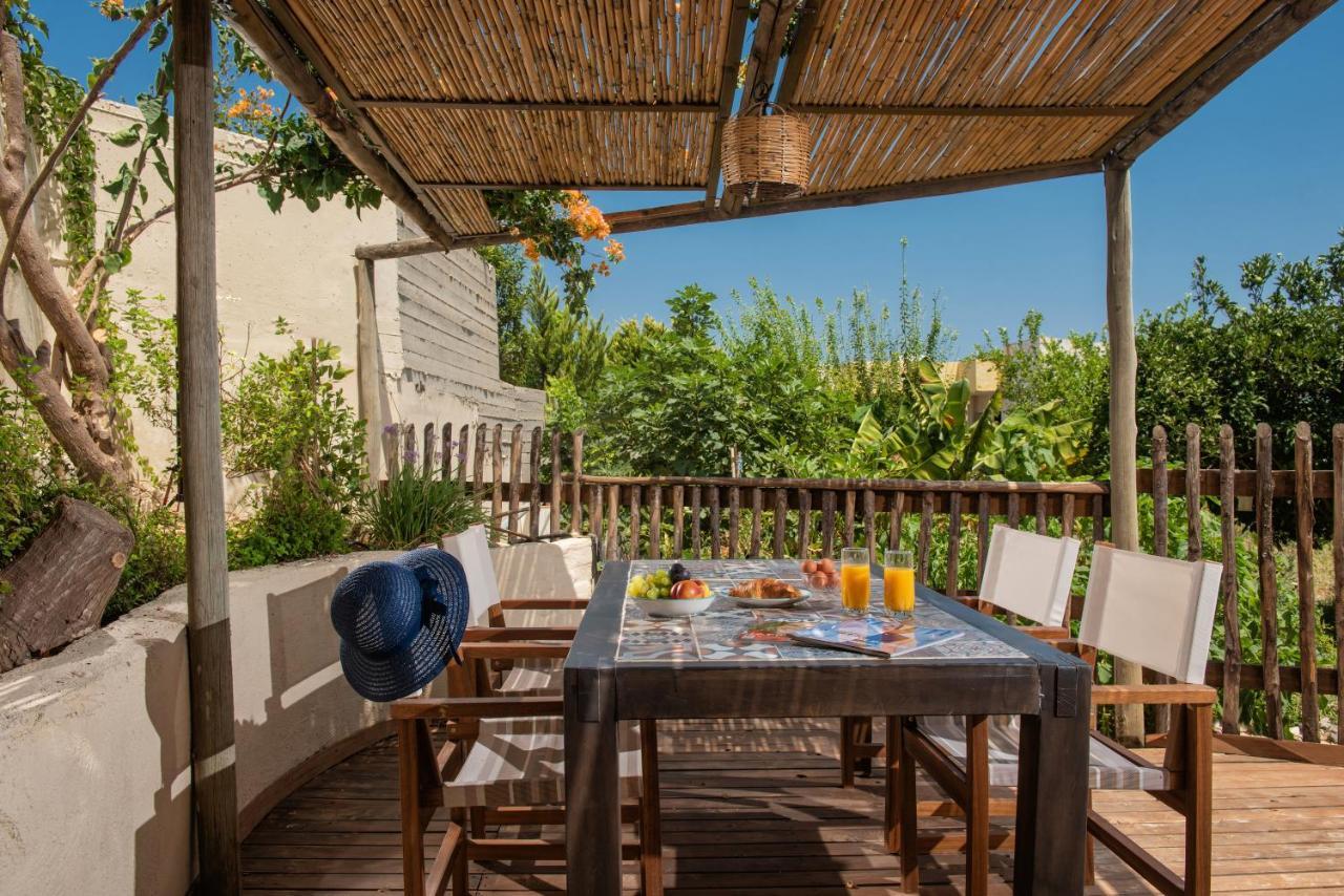 4 Elements Holiday Homes แอร์ซอนิสซอส ภายนอก รูปภาพ